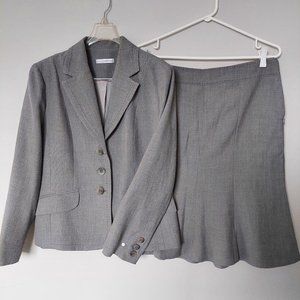 Studio Petites Gray Stretchy Skirt Blazer Suit Set,  Size 8
